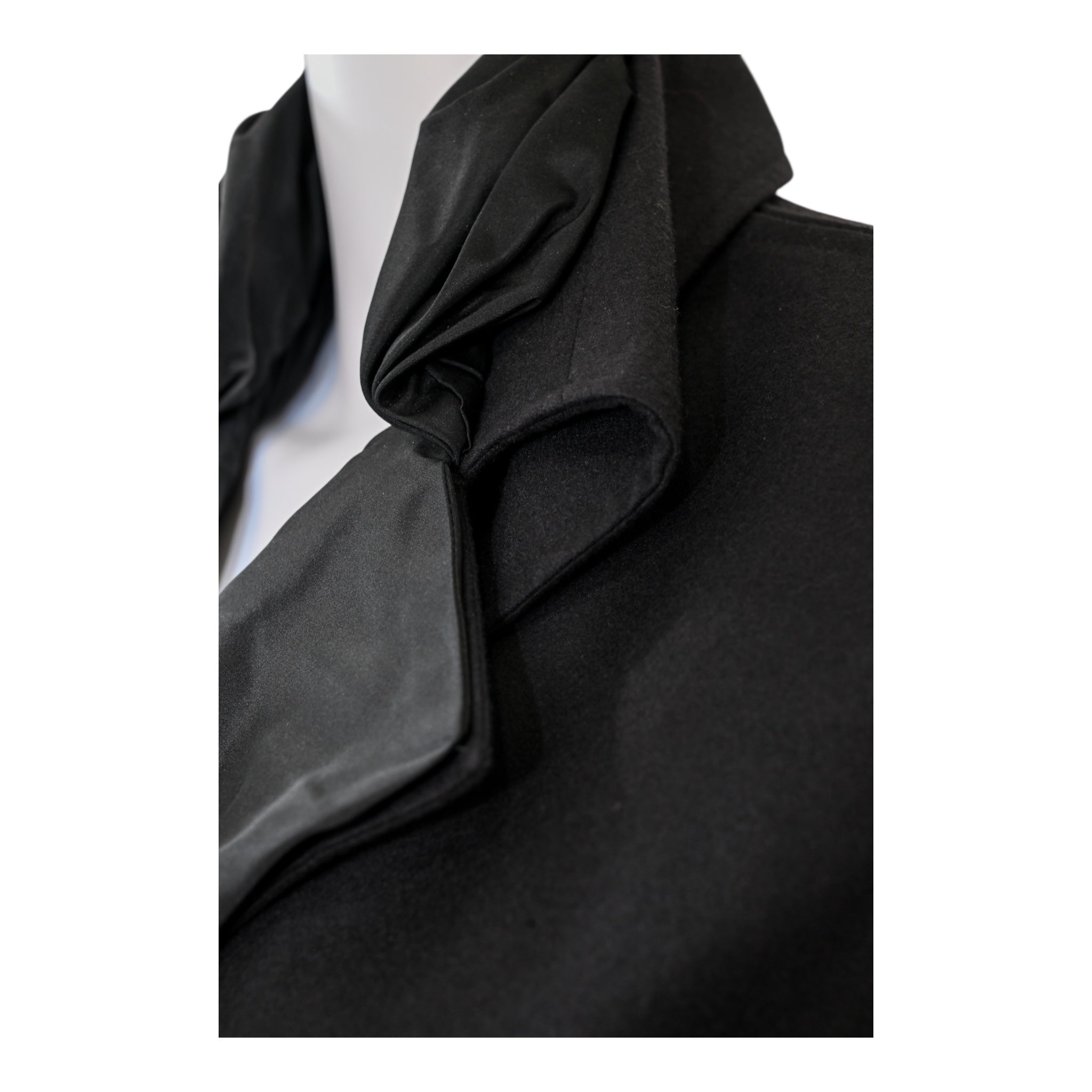 Yves Saint Laurent YSL by Tom Ford Black Jacket with Ruffle Collar Size 40