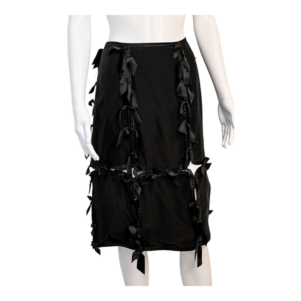 Yves Saint Laurent YSL by Tom Ford Black Satin Ribbon Skirt — F/W 2002 Runway Collection Size 42