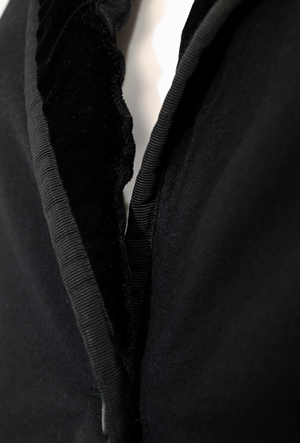 Yves Saint Laurent Rive Gauche Velvet Trim Blazer Size 40