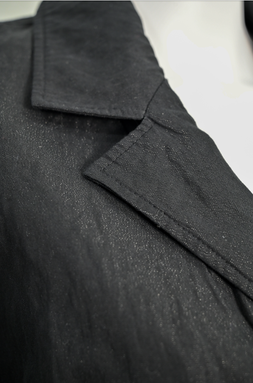 Isabel De Pedro Black Crinkle Blazer with Ruffled Hem Size 10